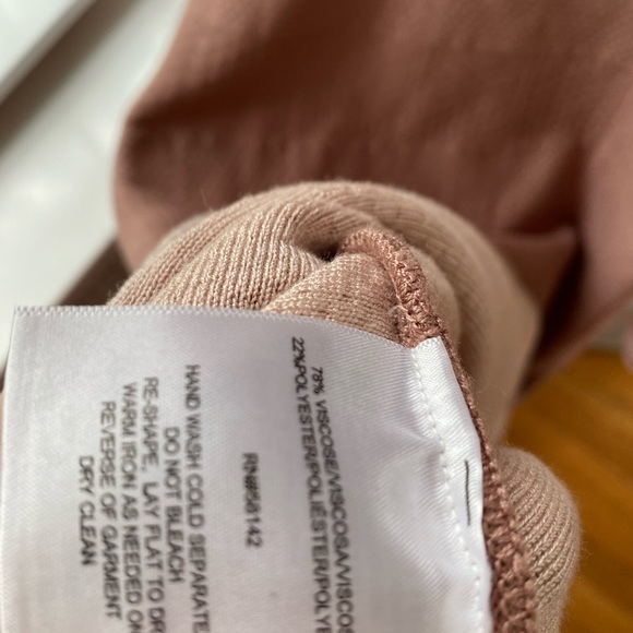 Gal meets glam Heidi sweater dress new with tags - Picture 4 of 5